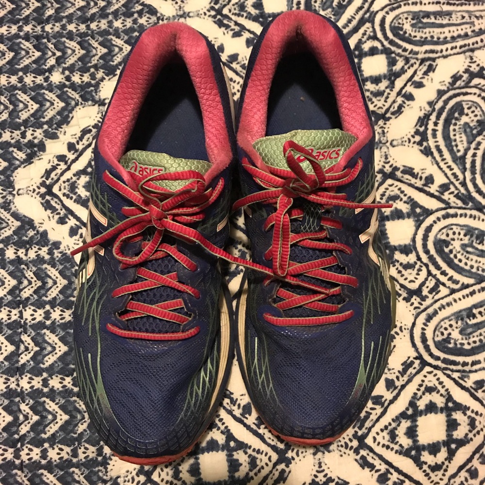 ASICS gel nimbus running shoes women’s size 10.